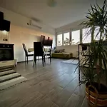 Centar Visnjik, Apartman *
